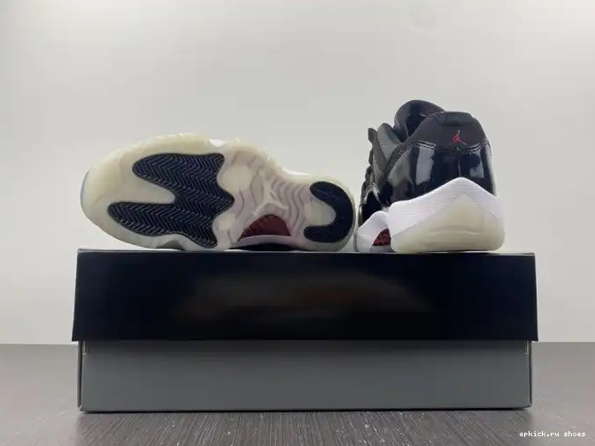 Cheap Low 11 Retro 72-10 AV2187-001 Jordan Air 0427
